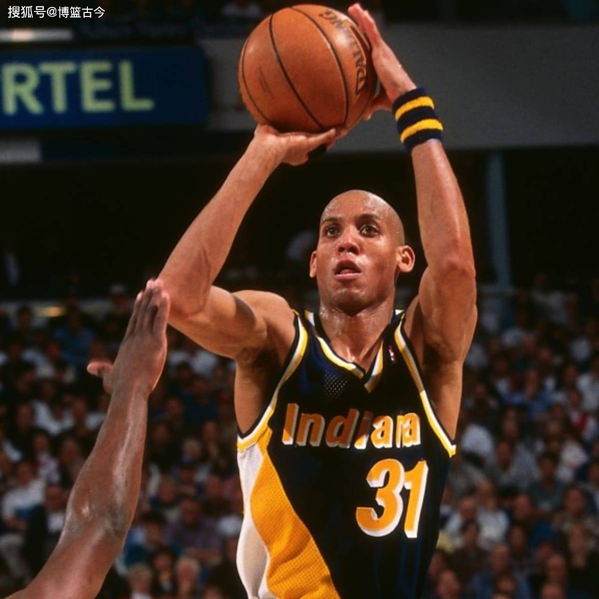 3亿英镑转 3亿英镑转