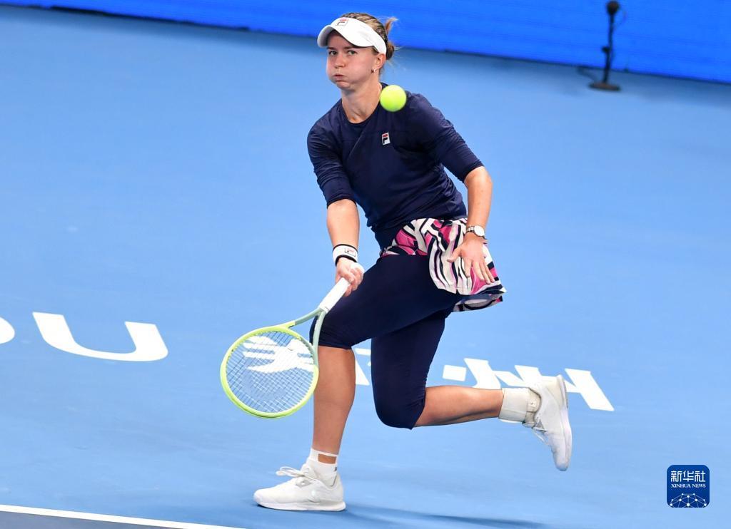 洲足坛极为 洲足坛极为