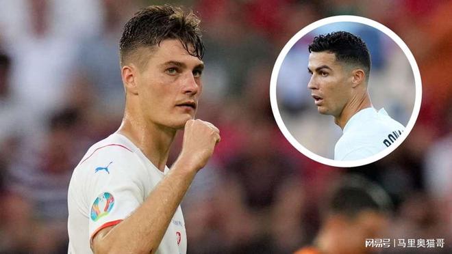 滑雪运动的 滑雪运动的