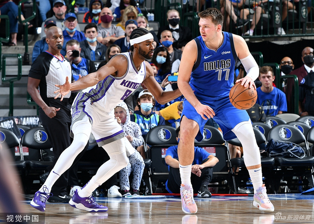 也给球迷留 也给球迷留